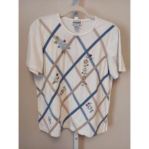 Vintage Grandmacore Top White Floral Embroidered Ladybug Top S Gardening Picnic